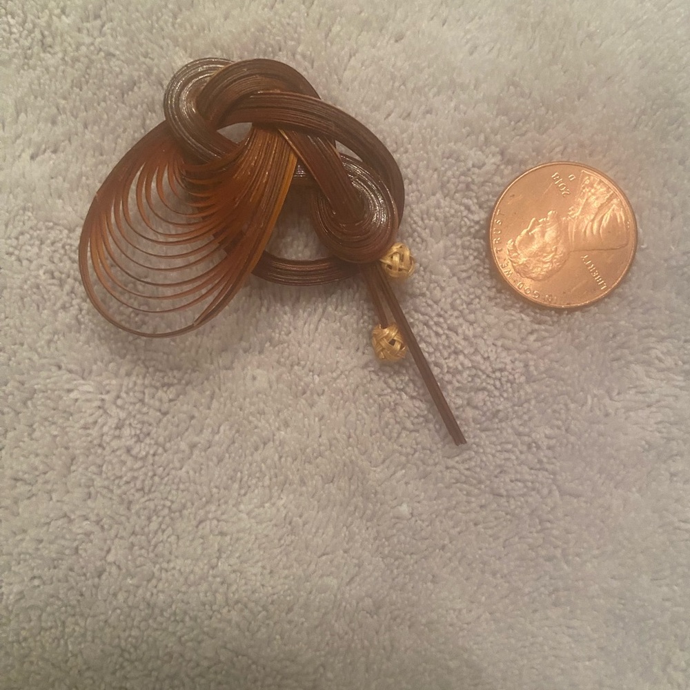Natural Thai Reed Brooch - Picture 3 of 4